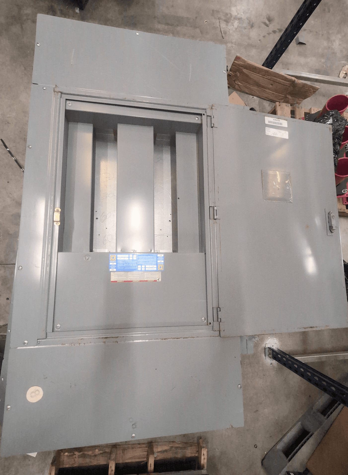 Square D HCM I LINE Panelboard 400A 480/277V 30 Cir MLO NEMA 1 – image 1