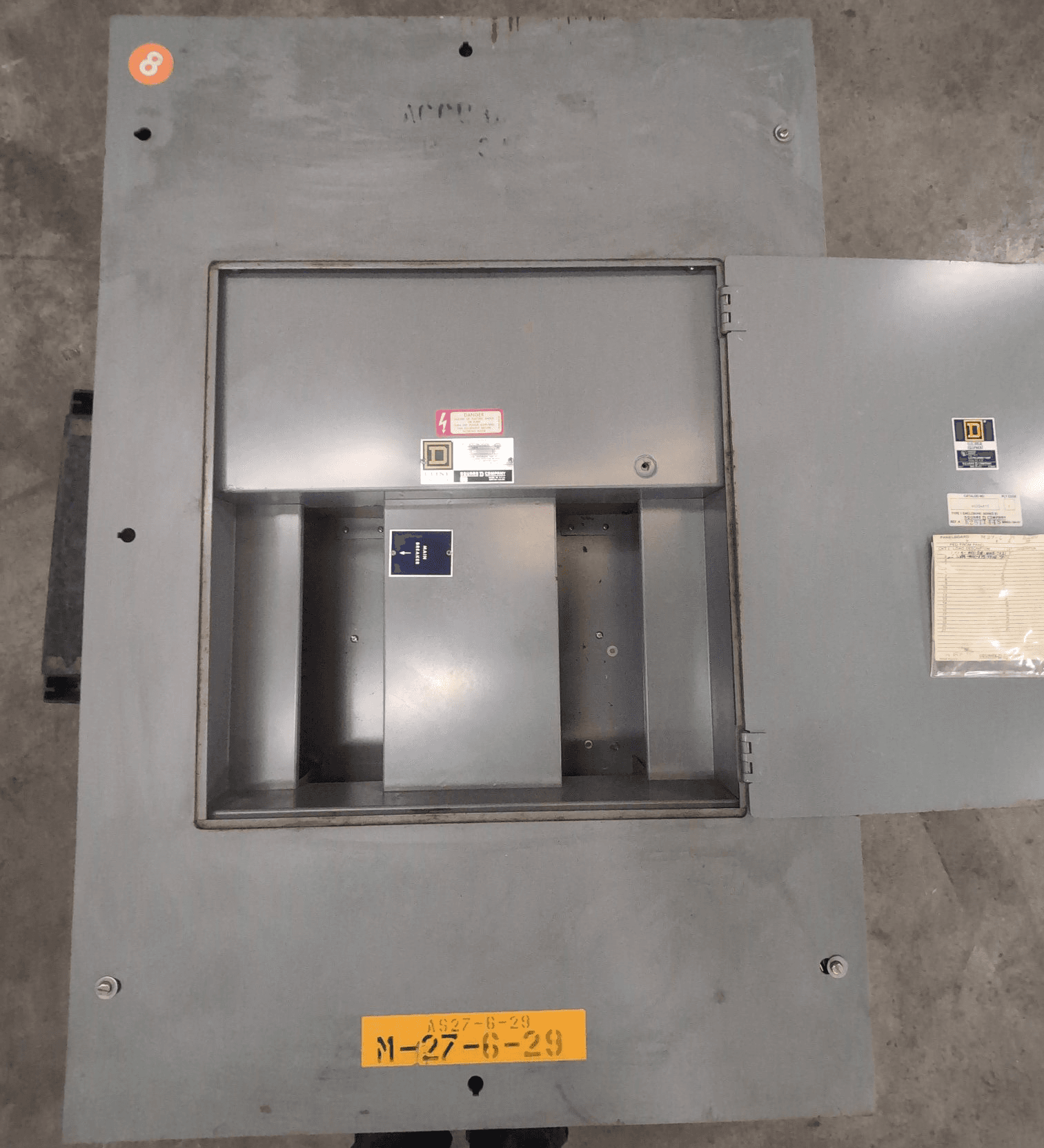 Square D HCM I LINE Panelboard 100A 600V MLO 18 Cir NEMA 1 – image 1