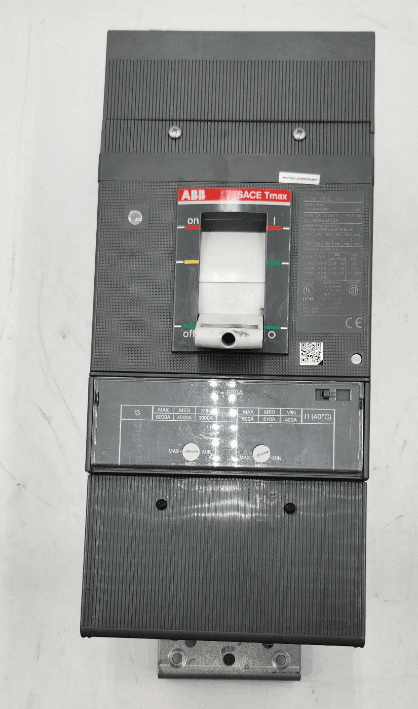 ABB XT5SU360BBFF000XXX Circuit Breaker 600A 600V 1 Pole – image 1