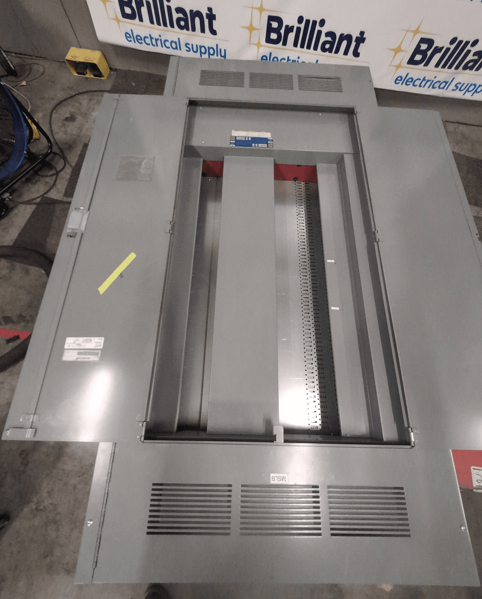 Square D E1 12277710410050001 Panelboard 1200A 480Y/277V MLO 96 Cir NEMA 1 – image 1