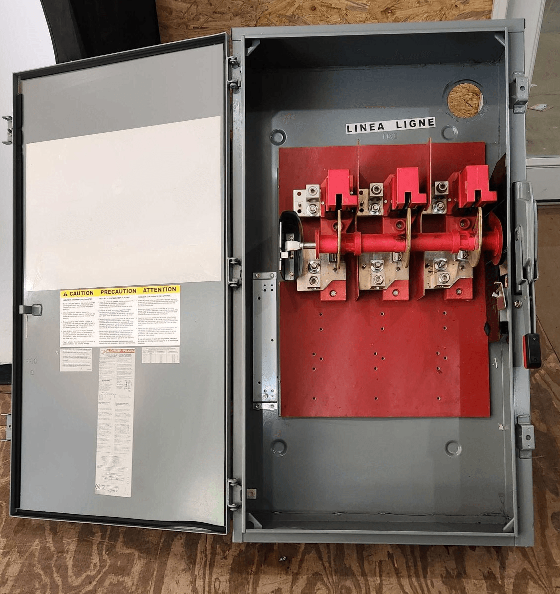 Square D HU365AWK Disconnect Switch 400A 600V NEMA 3R – image 1