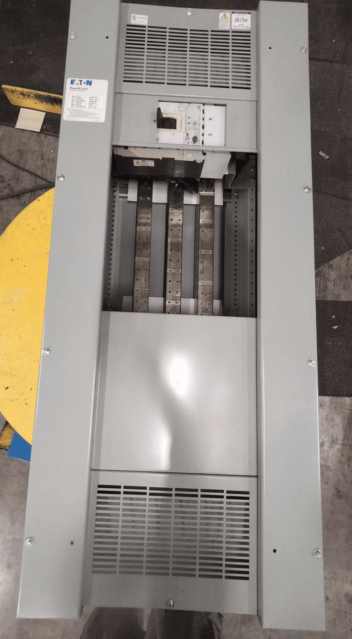Eaton PRL4X POW-R-LINE Panelboard 600A 480/277V 36 Cir NEMA 1