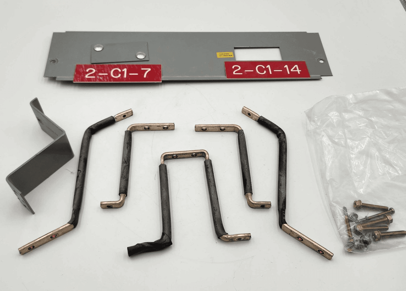 Eaton KPRL4FD 17 Inch Twin Breaker Mounting Kit – image 1
