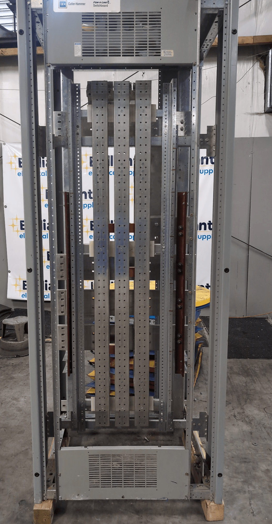 Cutler-Hammer POW-R-LINE C Switchboard 3000A 480/277V NEMA 1 – image 1