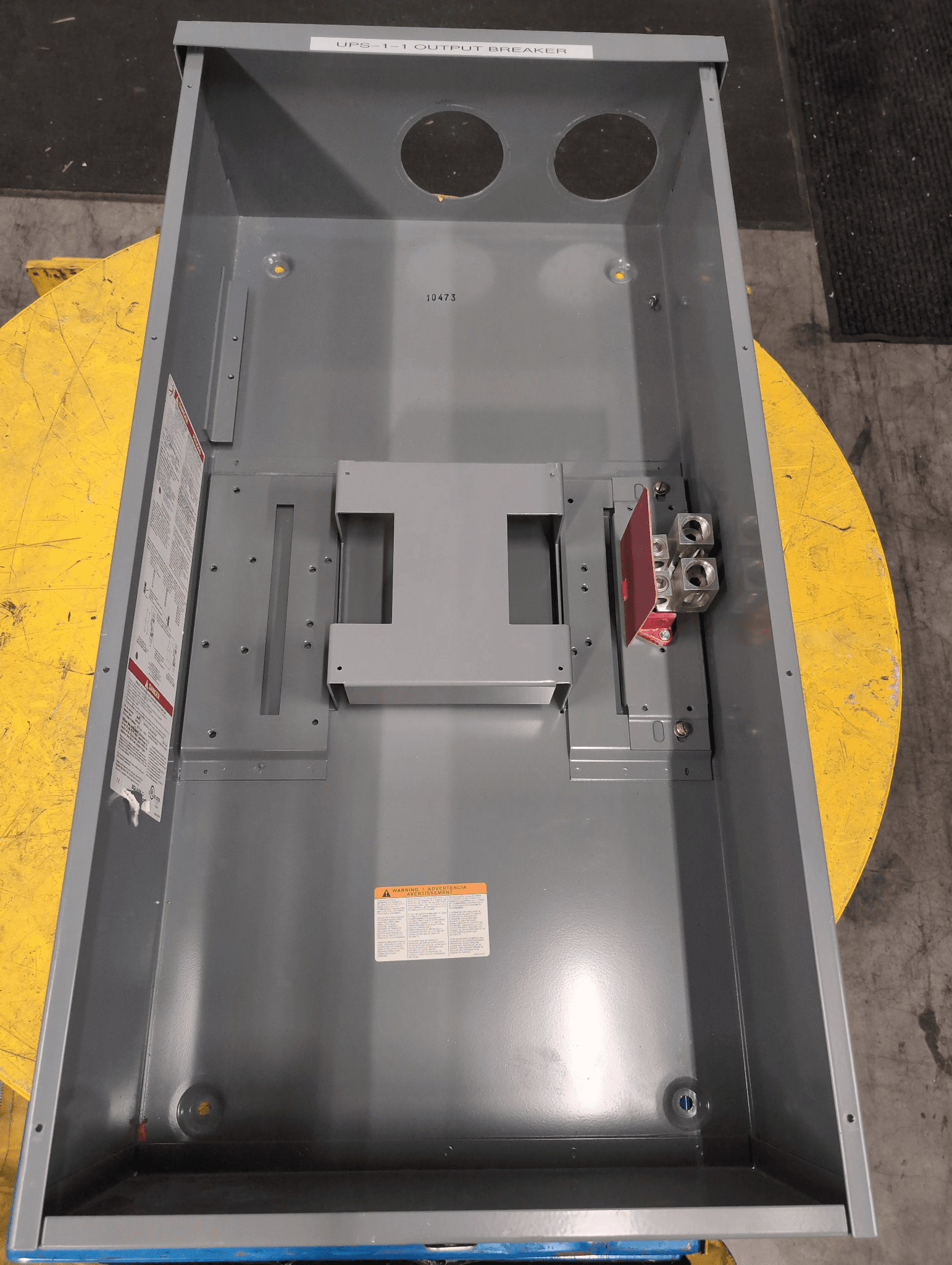 Square D M800S Enclosure 800A 600V NEMA 1 – image 1