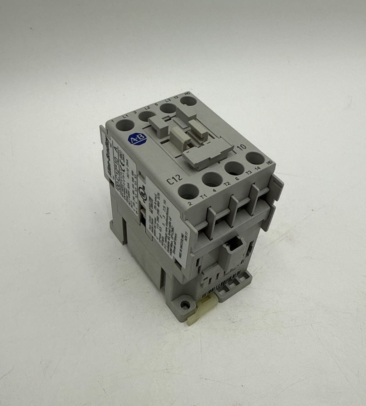 Allen Bradley 100-C12J10 Contactor 12A 3P 600V 10HP Coil 24V – image 1