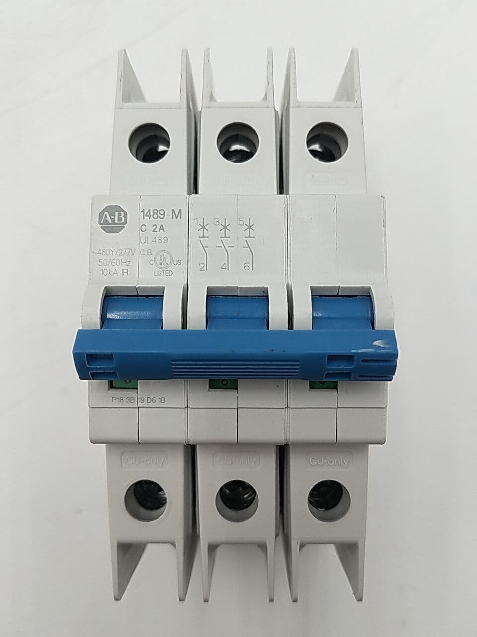 Allen-Bradley 1489-M3C020 – image 1
