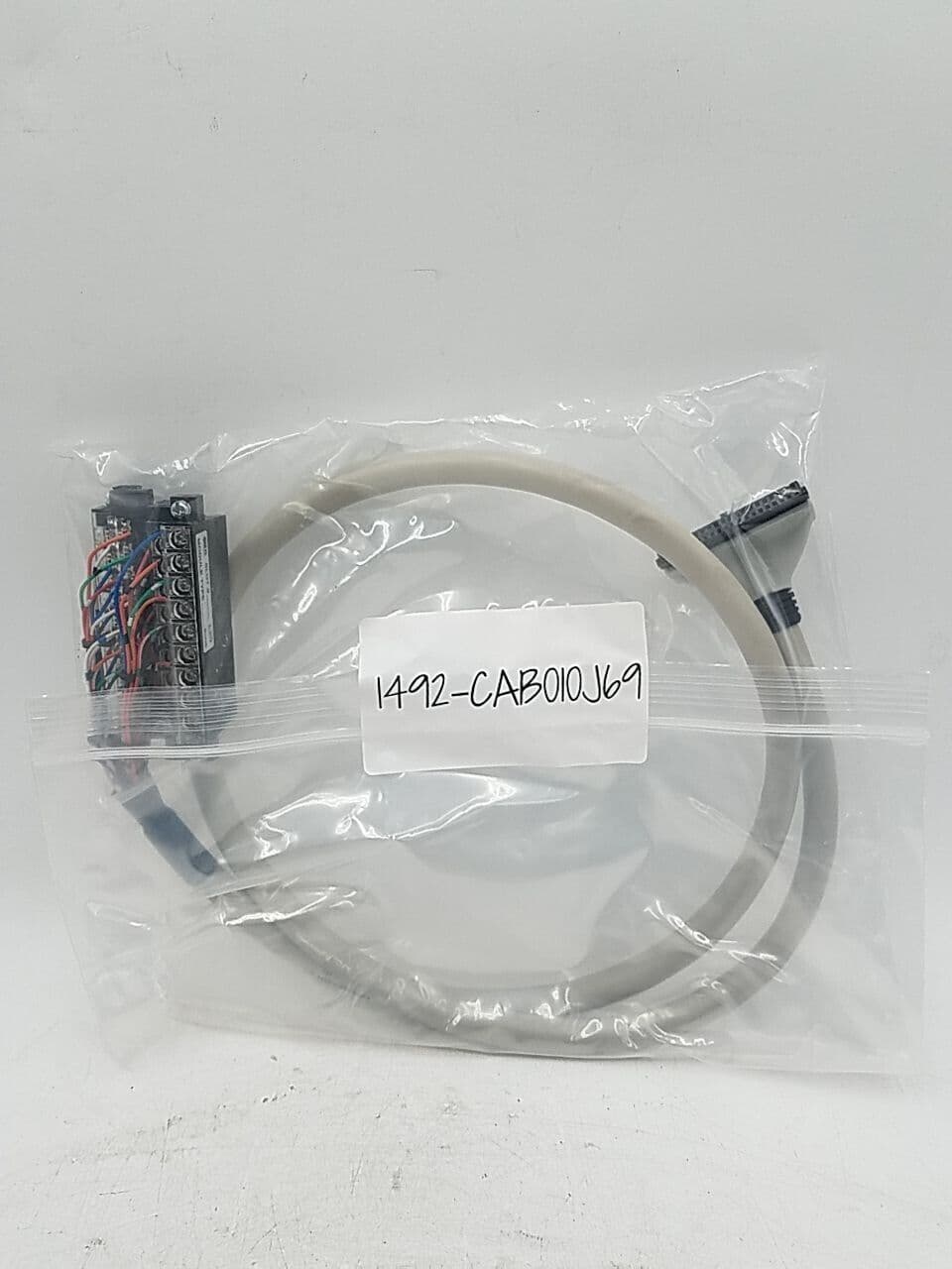 Allen-Bradley 1492-CAB010J69 – image 1