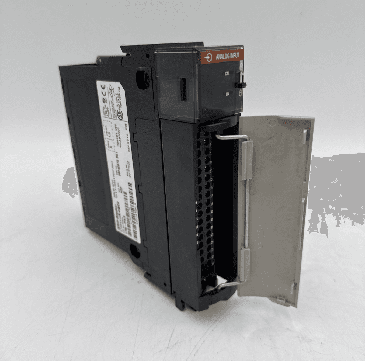 Allen Bradley 1756-IF8/A ControlLogix Analog Input Module 8 Point 96240675 – image 1