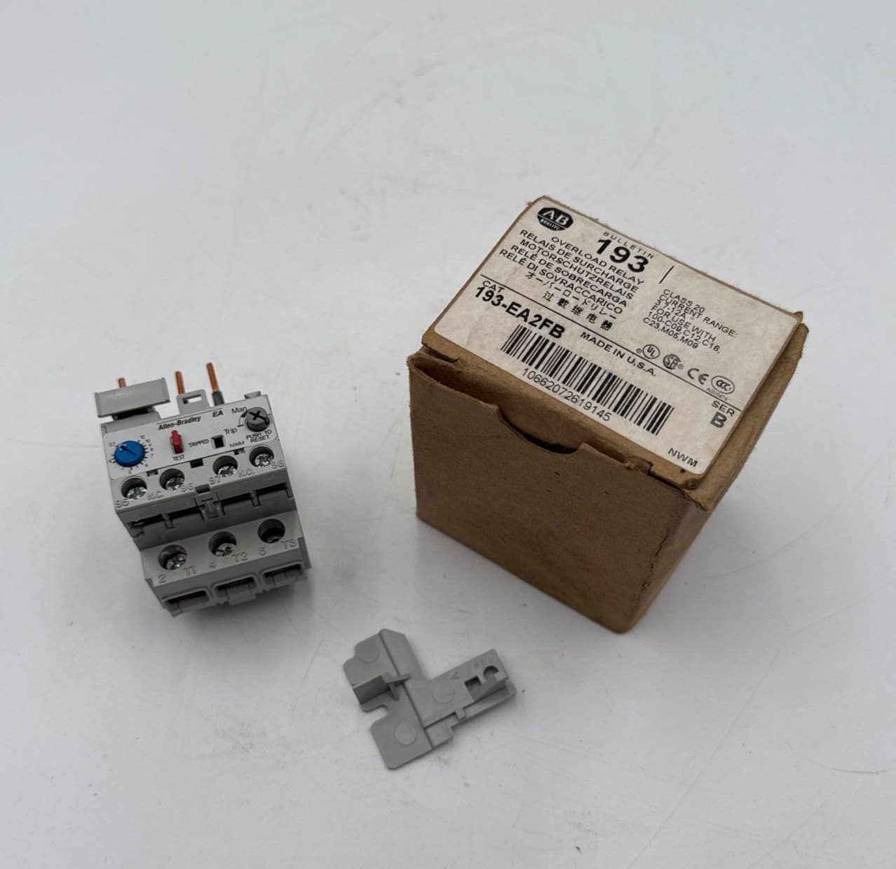Allen-Bradley 193-EA2FB Overload Relay 3.7-12A Series B Class 20 – image 1