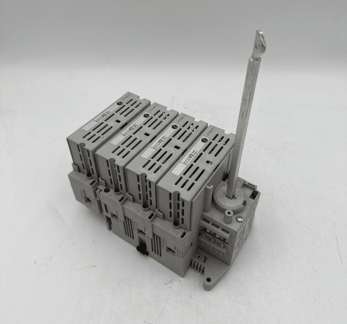 Allen Bradley 194R-J60-1753 Fusible Disconnect Switch 60A 3P 600V DIN 60 Amp – image 1