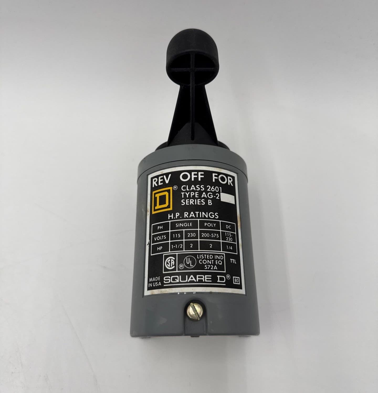 Square D 2601 AG2 Reversing Drum Switch 600V 2HP 3 Position 2601 Series – image 1