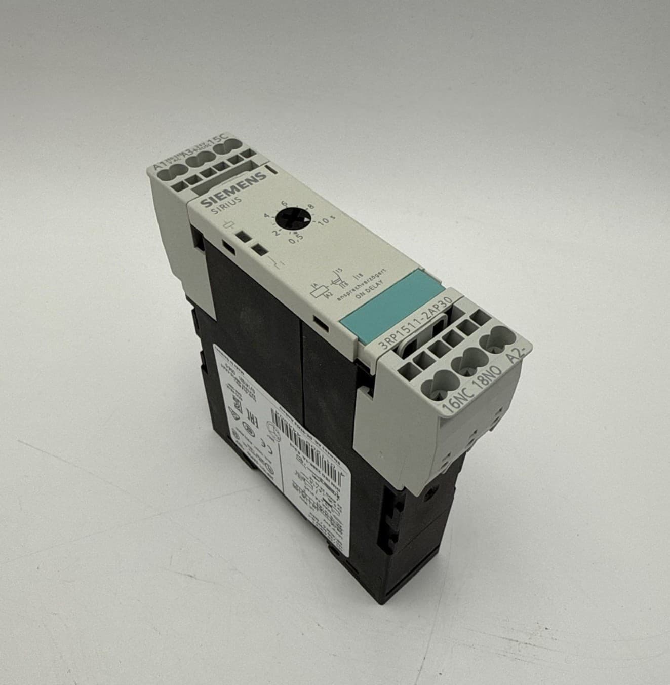 Siemens 3RP1511-2AP30 Timing Relay 0.5-10 SEC 200-240VAC 24VDC – image 1