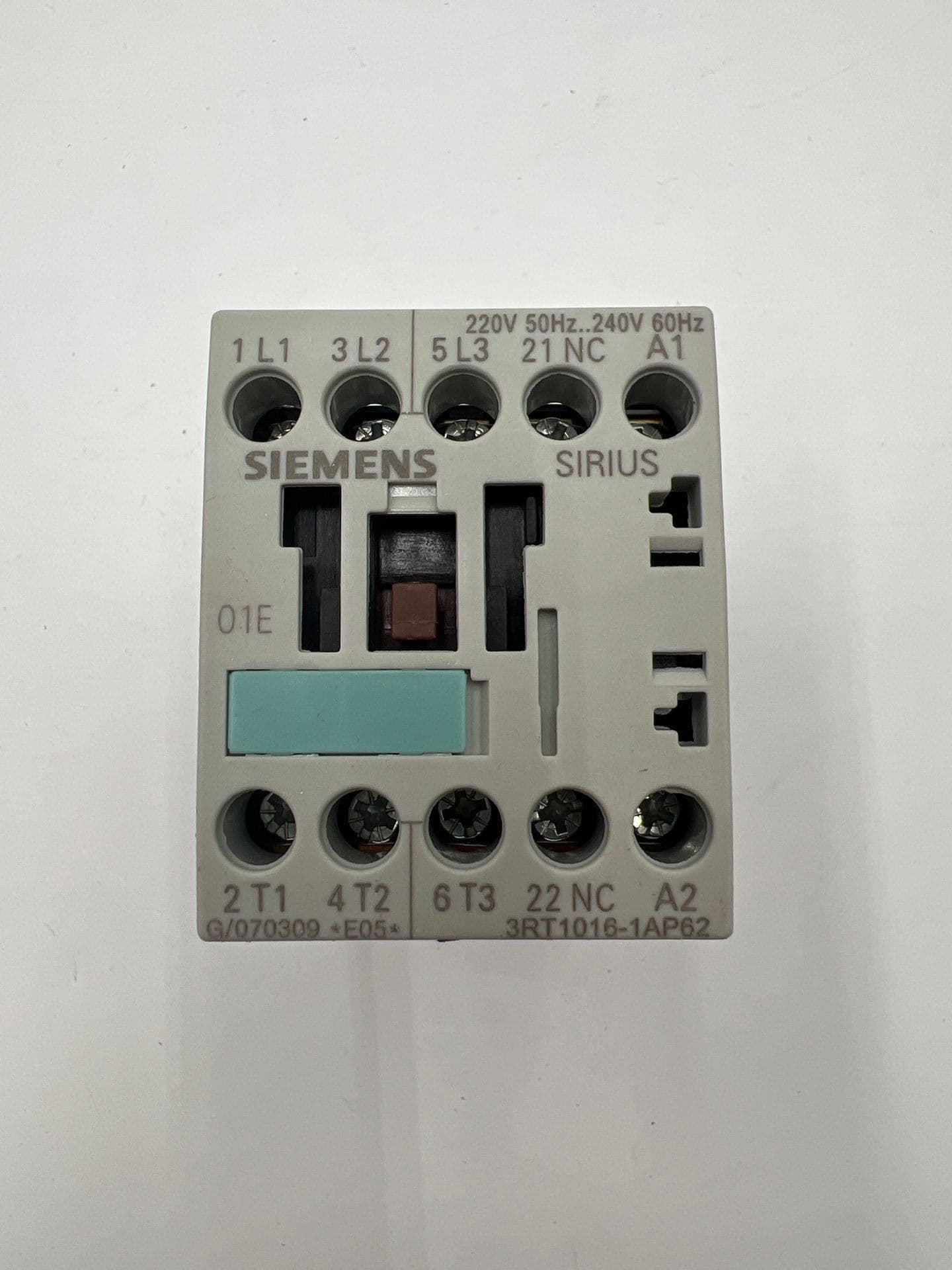 Siemens 3RT1016-1AP62 – image 1