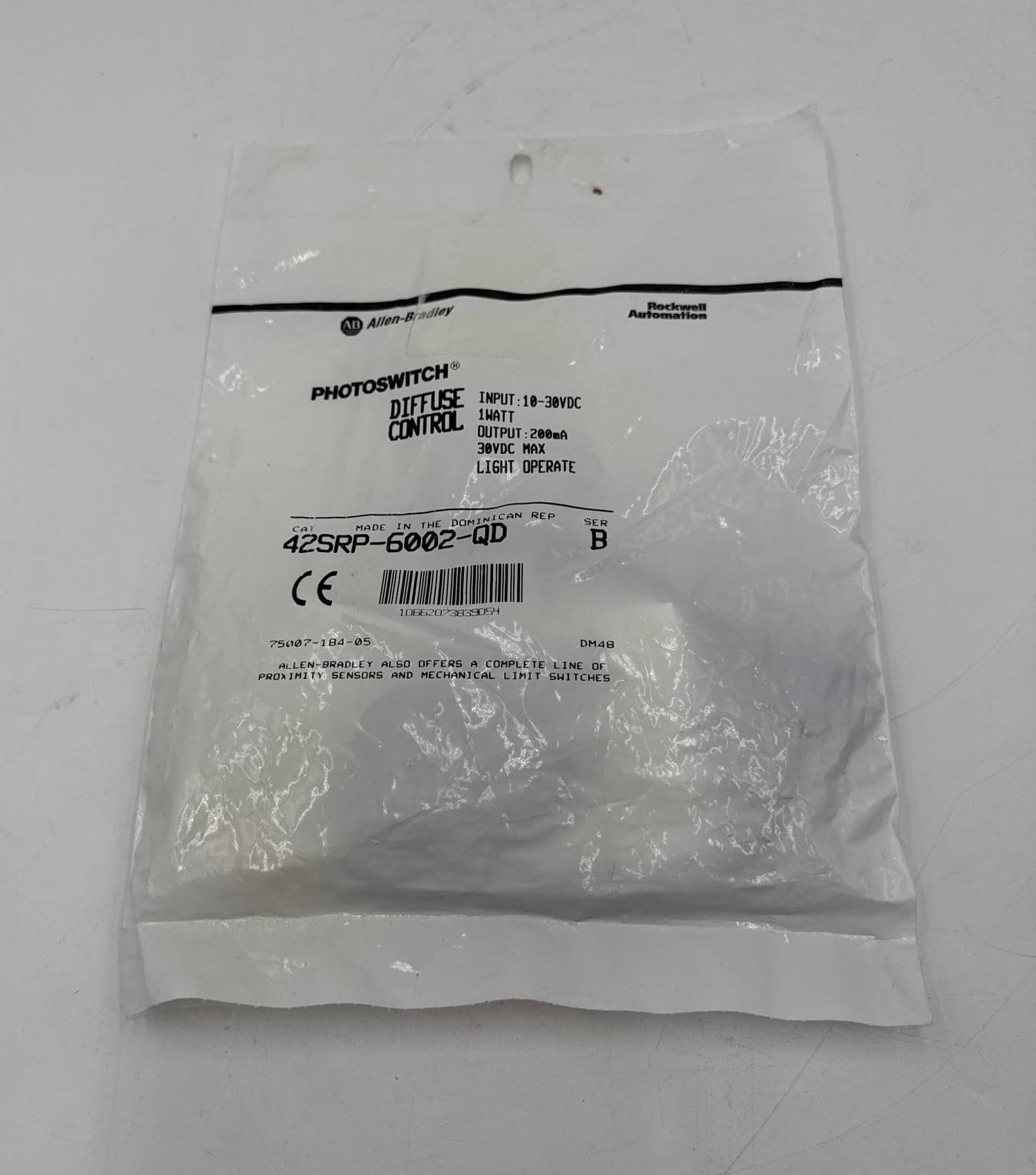 Allen-Bradley 42SRP-6002-QD Series B Photoelectric Switch Diffuse Control – image 1