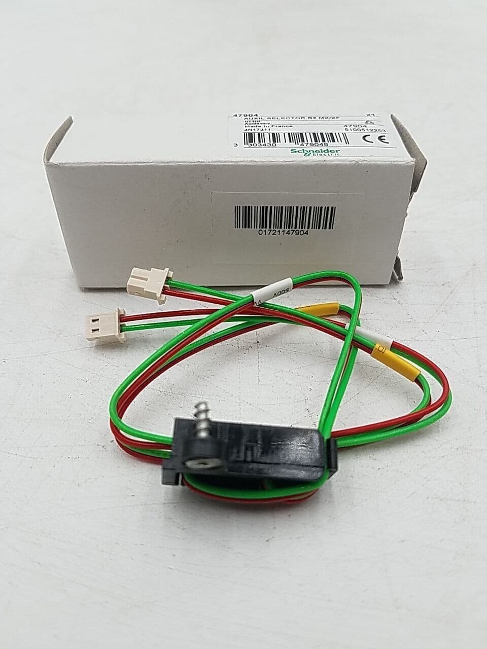 Square D 47904 Auxiliary Selector B2 MX/XF – image 1