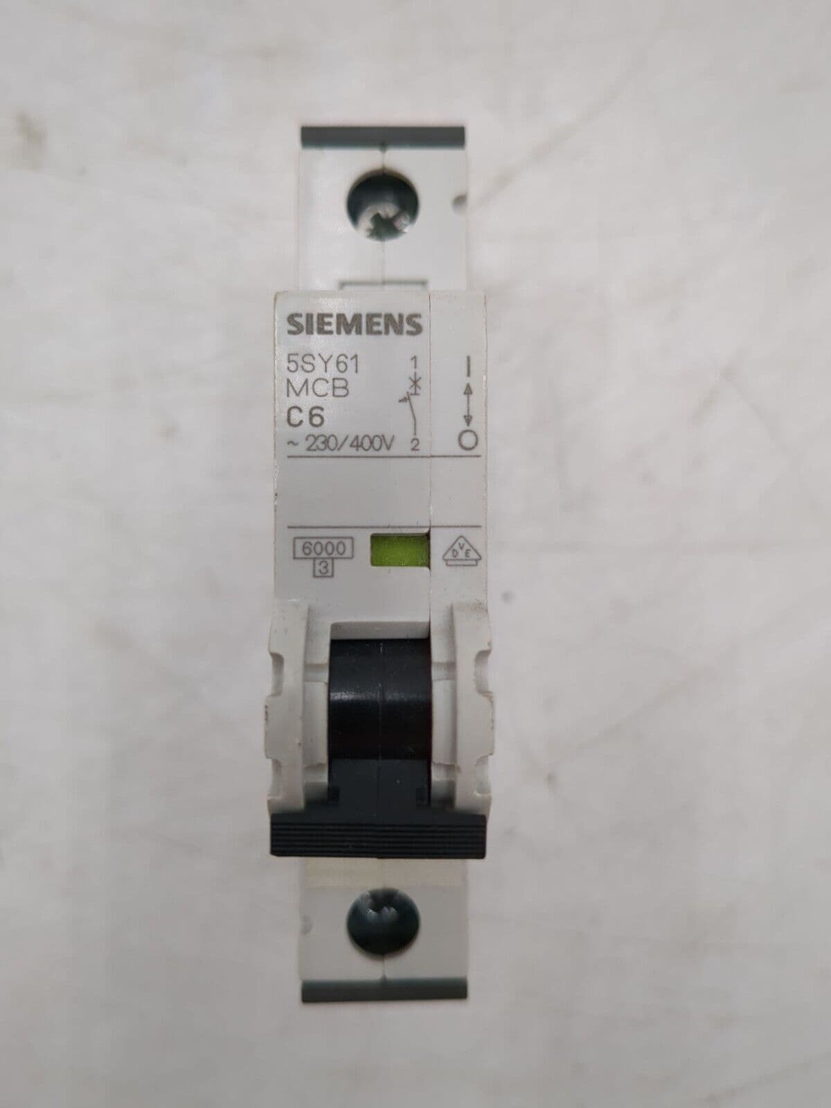 Siemens 5SY6106-7 – image 1