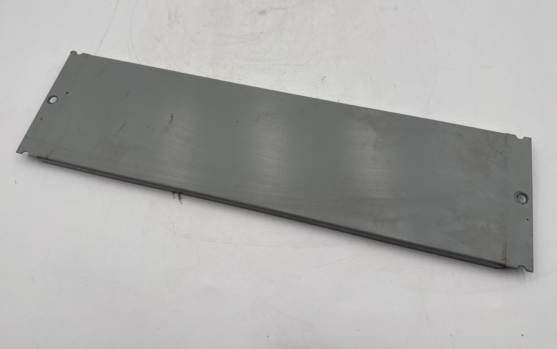 Siemens 6FPB05 Panelboard Switchboard Filler Plate 5in x 19in FC-II P4 P5 SWBD