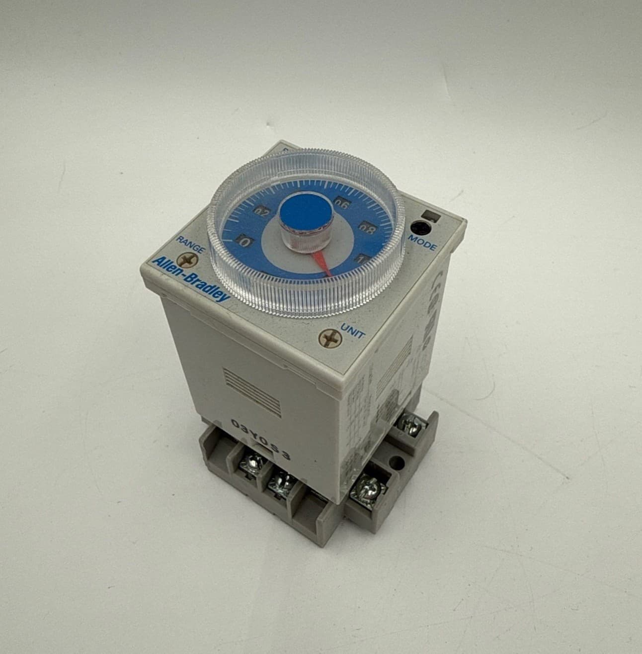 Allen Bradley 700-HR52TA17 Ser C Timing Relay 0.05s-300h Multifunctional – image 1