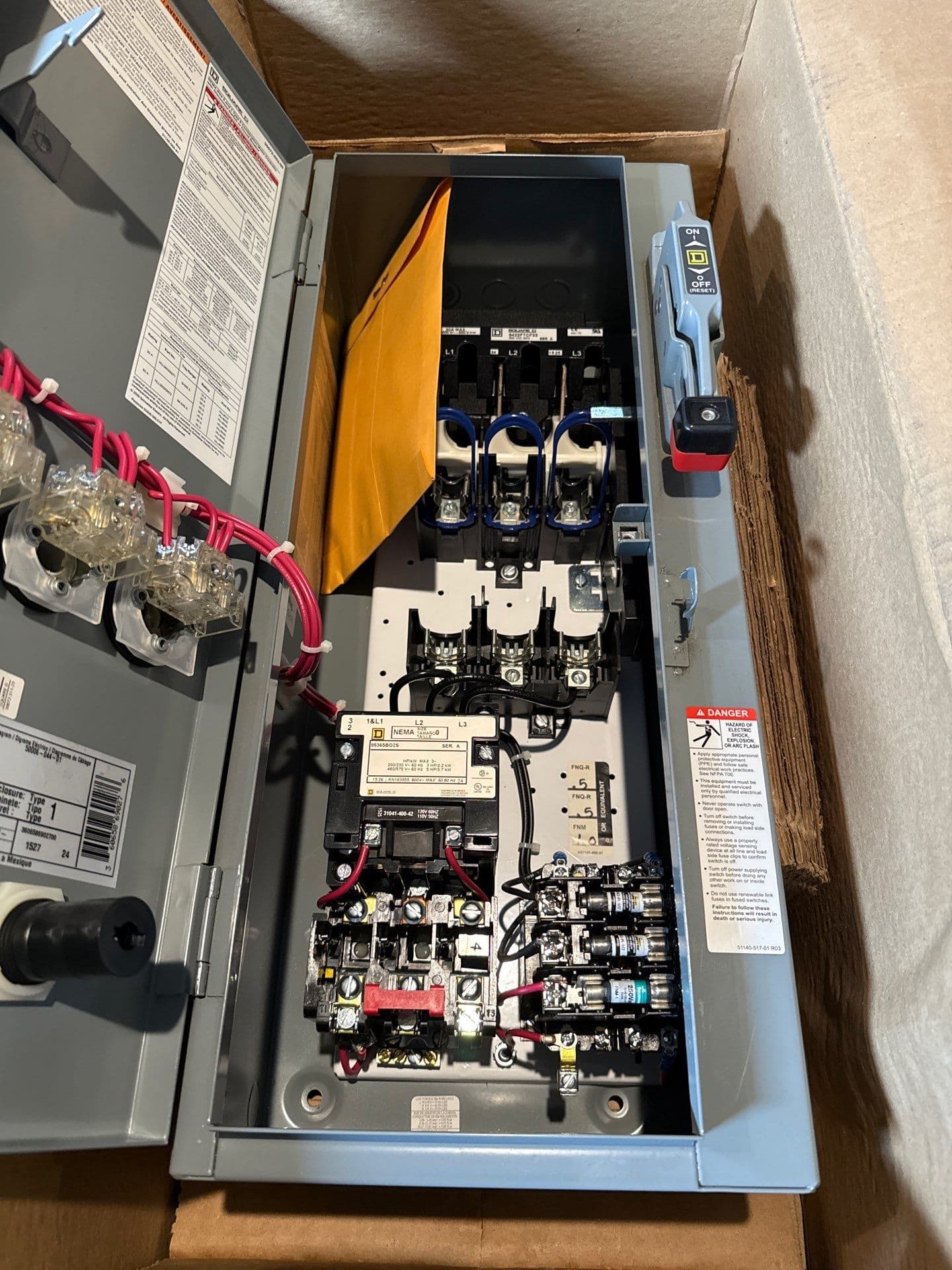 Square D 8538SBG33V86ACFF4T Combo Starter Size 0 8536SBO2S Coil 120V 9422FTCF33