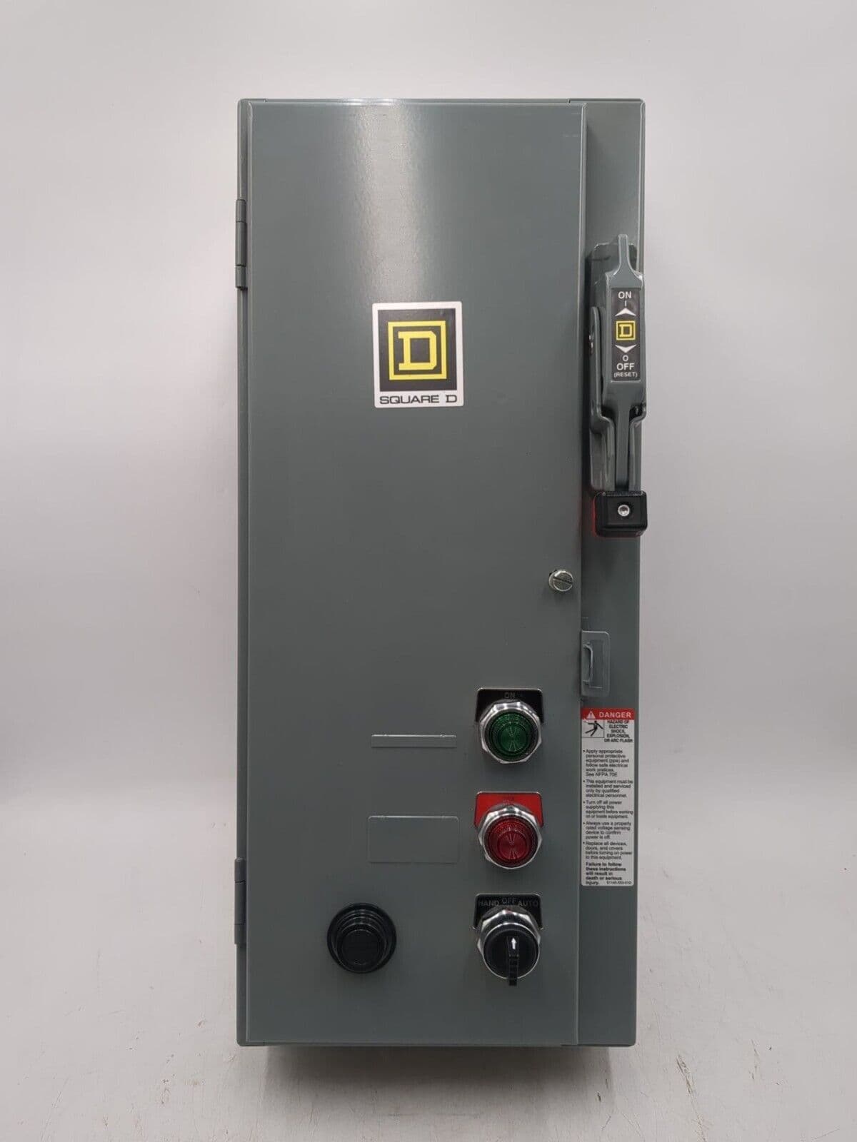 Square D 8539SCG7V81CFF4P91P92T NEMA Size 1 AC Combination Motor Starter – image 1