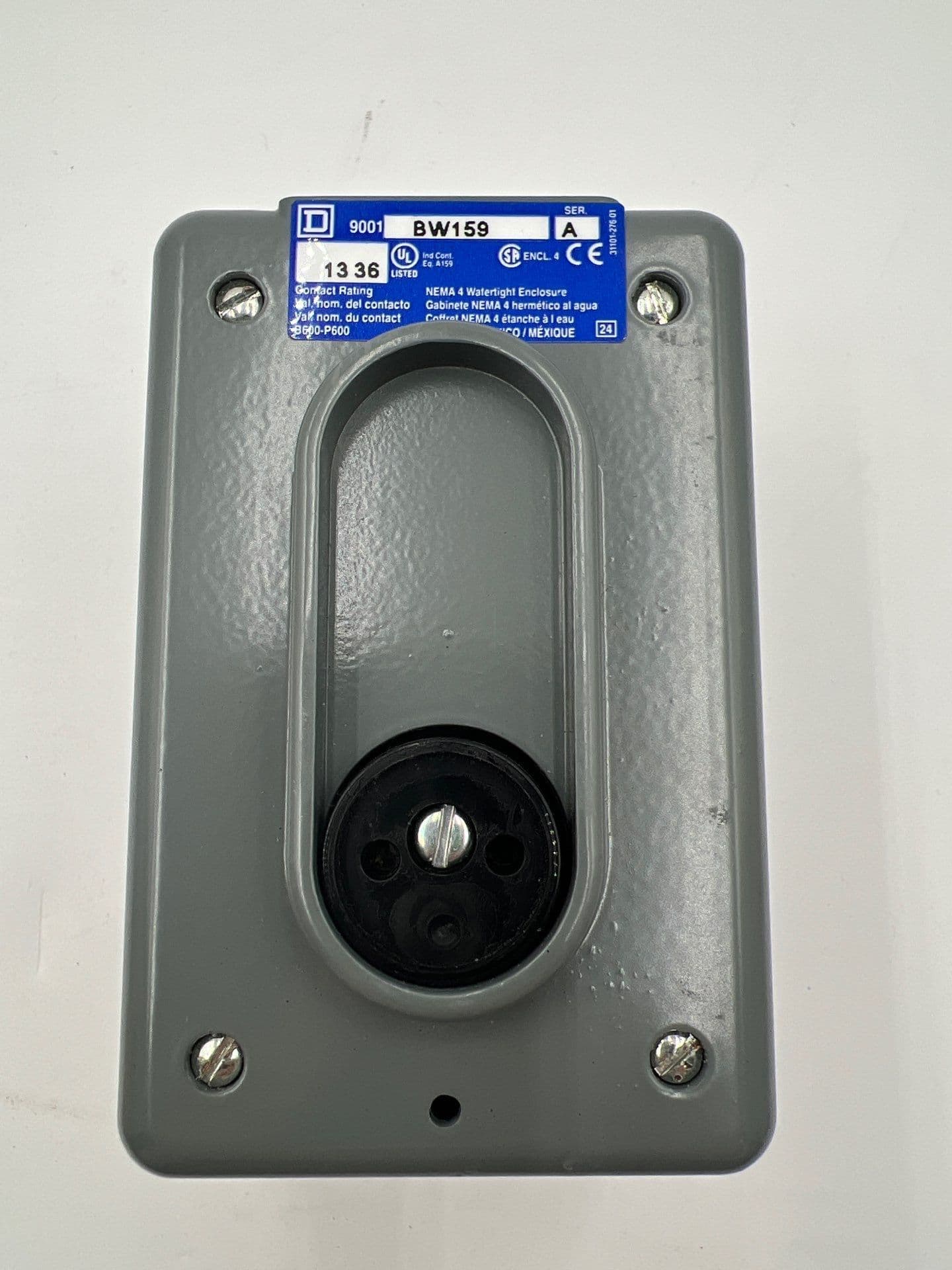 Square D 9001BW159 Control Station 1NO/1NC 600VAC 30mm Type 4 Encl 1NO 1NC – image 1