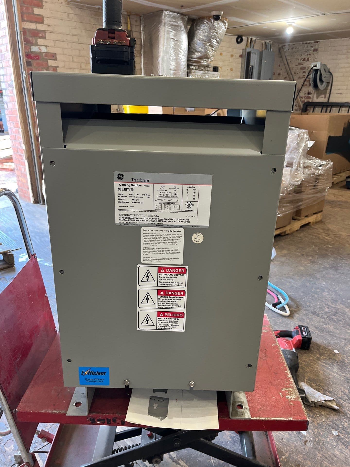 15kVA GE 9T03B7920 Transformer Pri 480V Sec 208Y/120V 3PH Indoor QLF3 – image 1