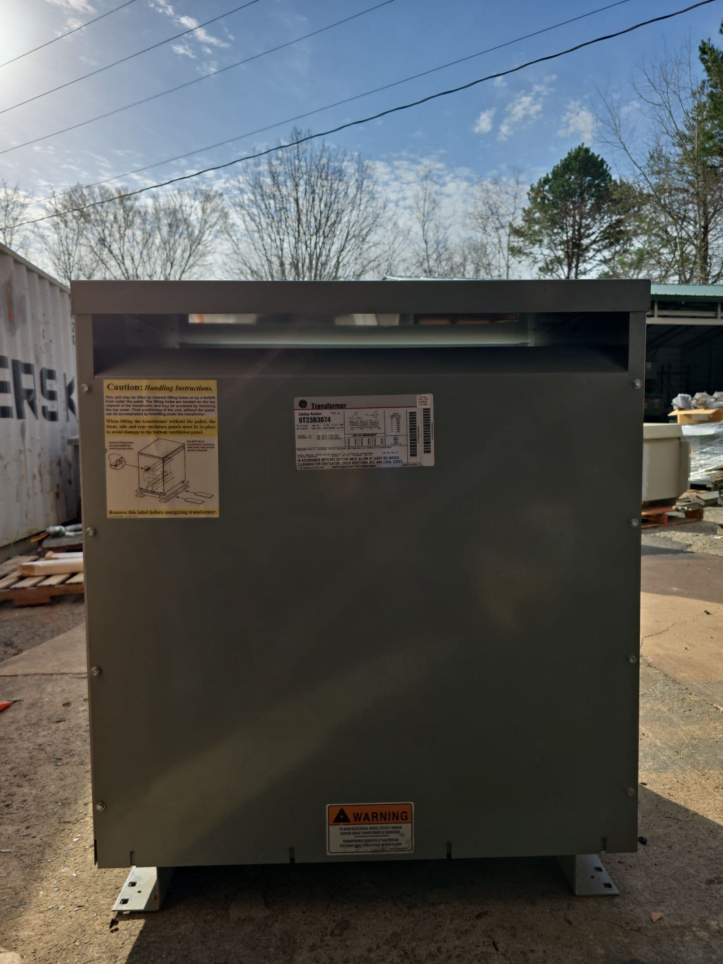 75KVA GE 9T23B3874 Transformer Pri 480V Sec 208/120V 3PH Indoor Encl Type QL – image 1