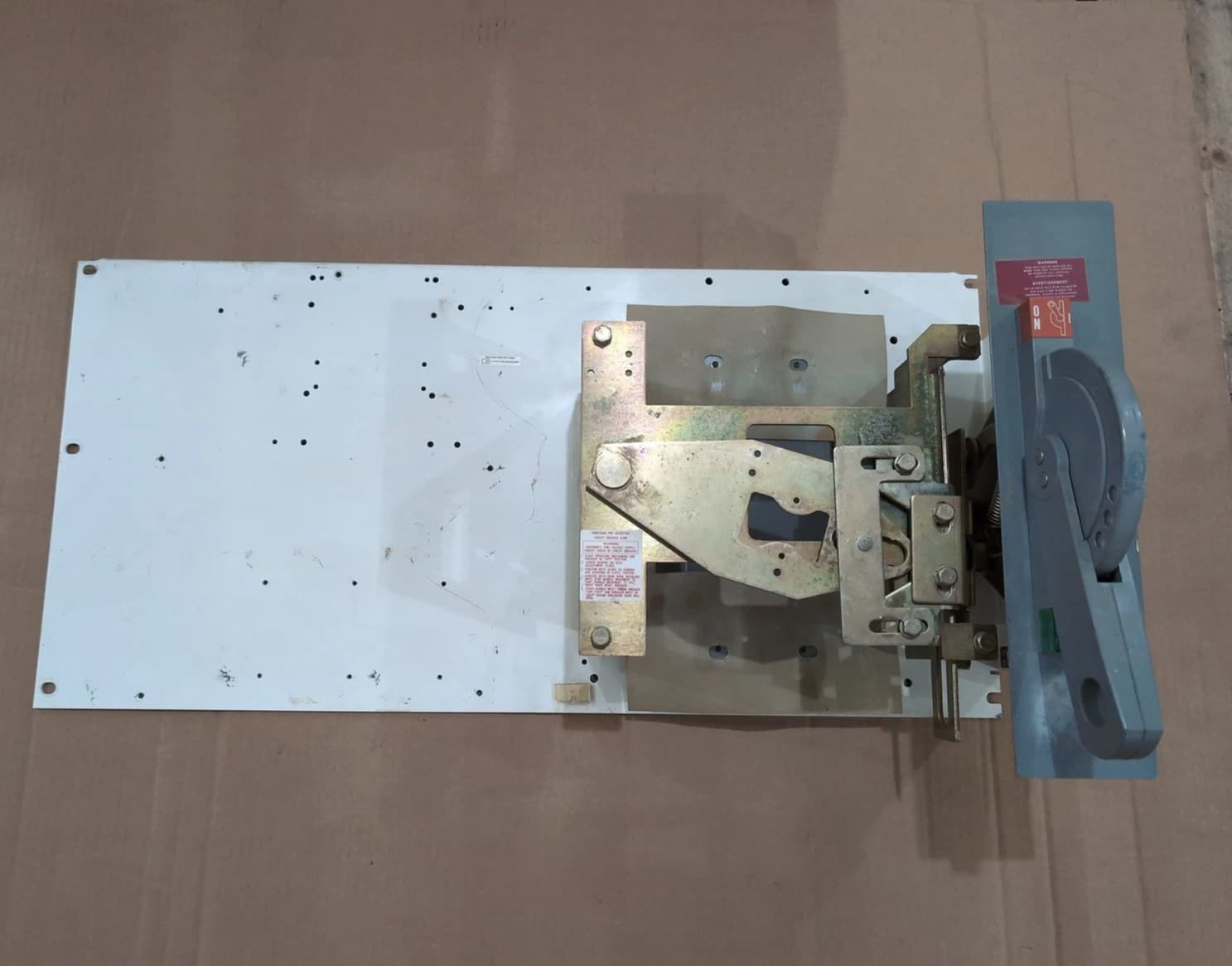 Allen Bradley 2100 Centerline 600A 600V Main MCC Bucket for LC Frame Breakers – image 1