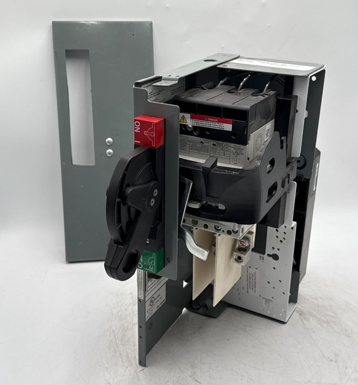 Allen Bradley 2100 15A MCC Feeder Bucket 6" Breaker 140G-H6C3-C15 15 Amp New – image 1