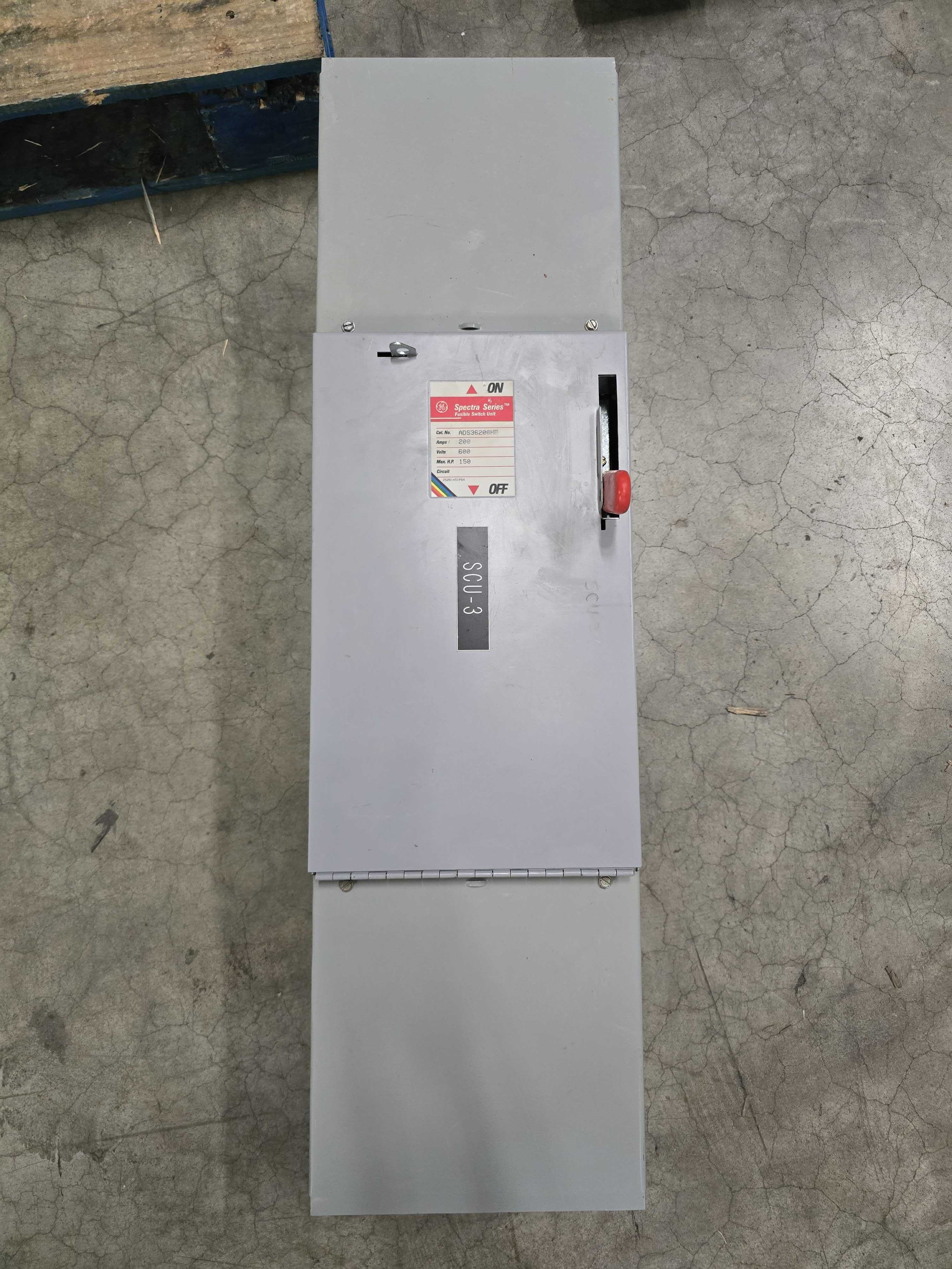 GE ADS36200HB Fusible Panelboard Switch 200A 3P 600V Spectra Series 200Amp 150HP