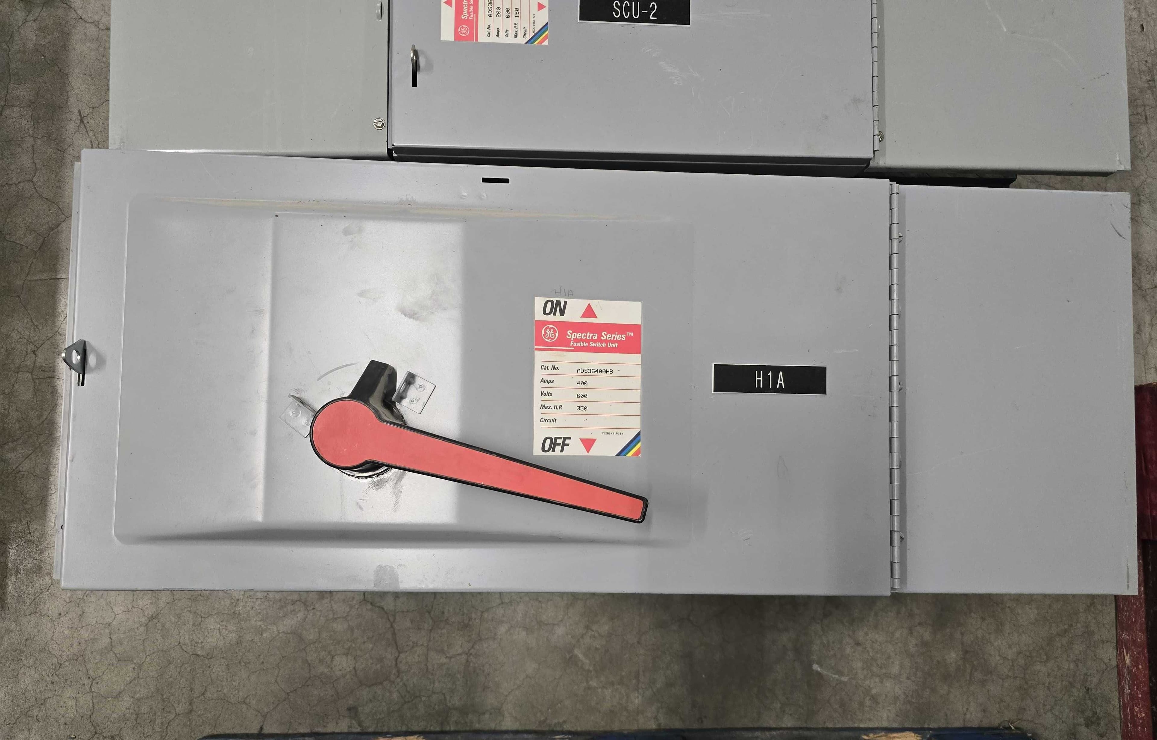 GE ADS36400HB Fusible Panelboard Switch 400A 3P 600V Spectra Series 400Amp 350HP