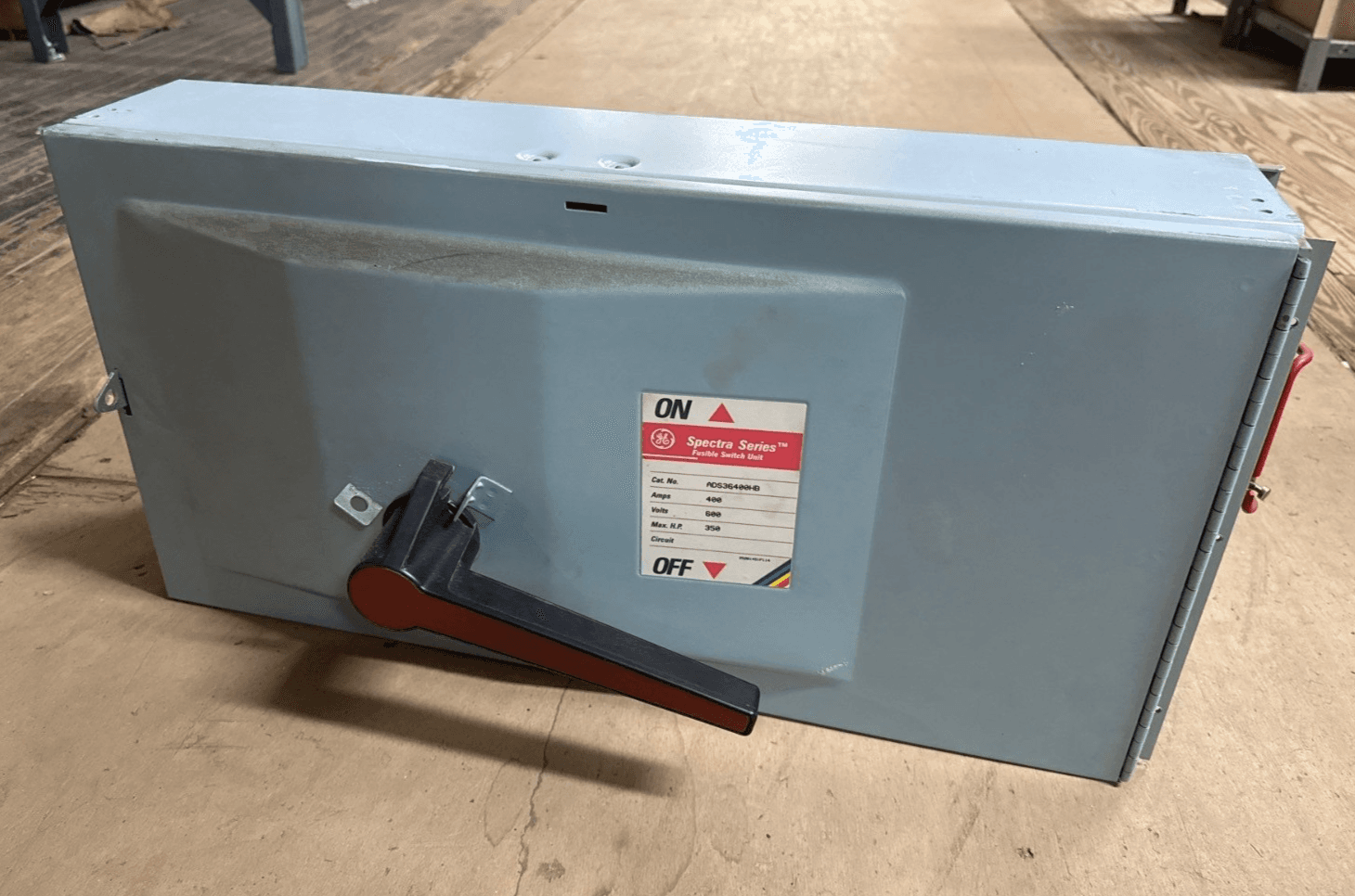 GE ADS36400HB Fusible Panelboard Switch 400A 3P 600V 350HP 400 Amp Spectra Serie – image 1