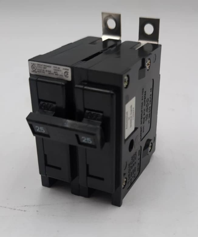 Eaton Cutler Hammer BAB2025H Circuit Breaker 25A 2P 240V 1PH BA225 25 Amp 2 Pole – image 1