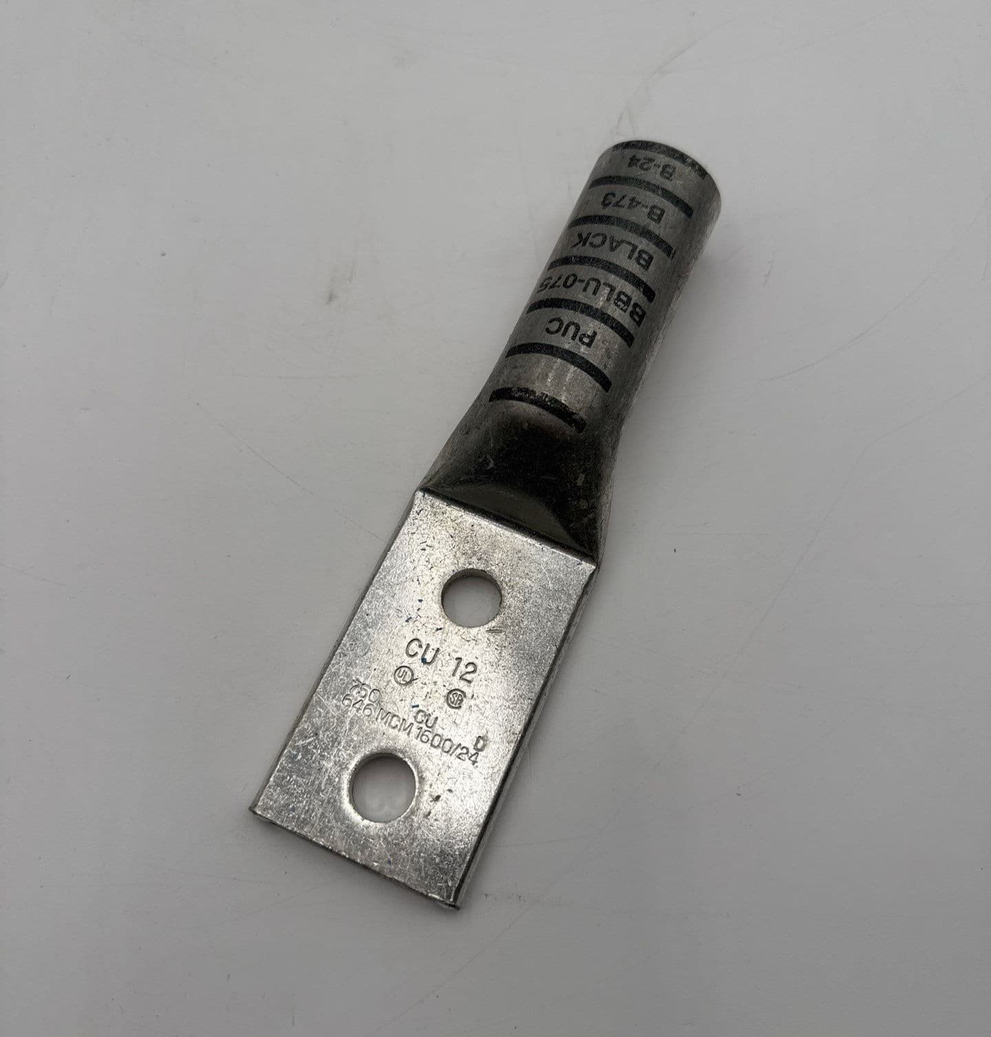 Penn Union BBLU-075D Copper Compression Lug 2 Hole 750kcmil 1/2" Black – image 1