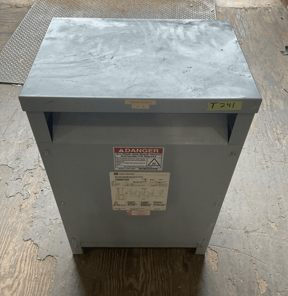30kVA Cutler Hammer V48M28T30K Transformer Pri 480V Sec 208Y/120V 3PH Indoor – image 1