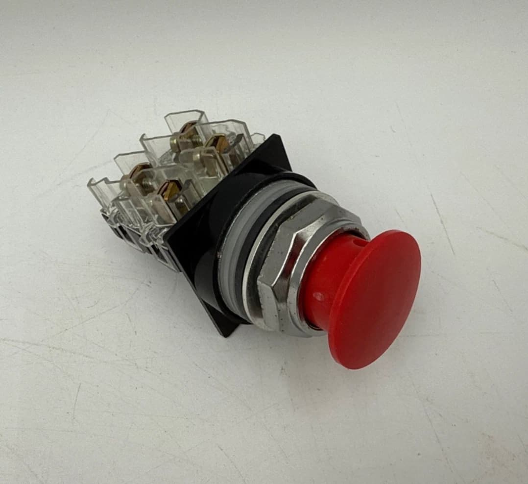 GE CR104P Red Pushbutton Switch Stop Button NEMA A600 Control Panel Equip – image 1