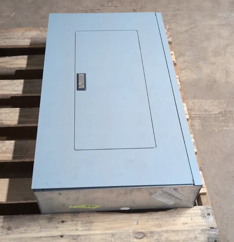 Eaton PRL1A Panelboard 80A 208Y/120V 3PH 4W Main Lug MLO Panel 80Amp 42 Cir USED – image 1