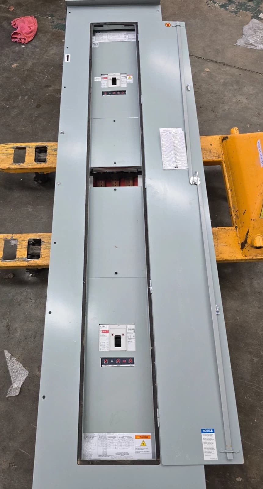 Eaton PRL3X Panelboard 400A 480/277V 3PH MCB Panel KD3400 Subfeed 350A 3R Encl – image 1