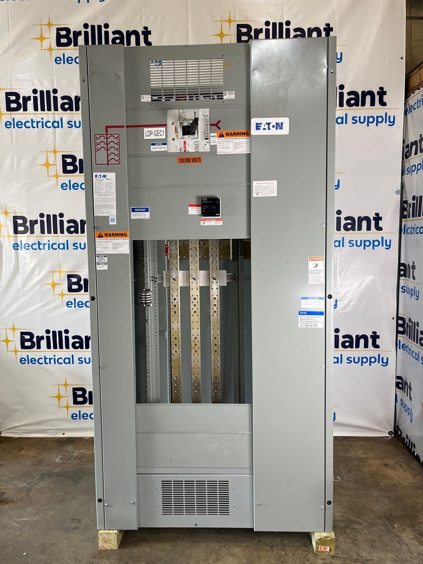 Eaton PRLC Switchboard 1200A 208/120V 3PH 4W NGH312039E LSIG Maintenance Mode – image 1