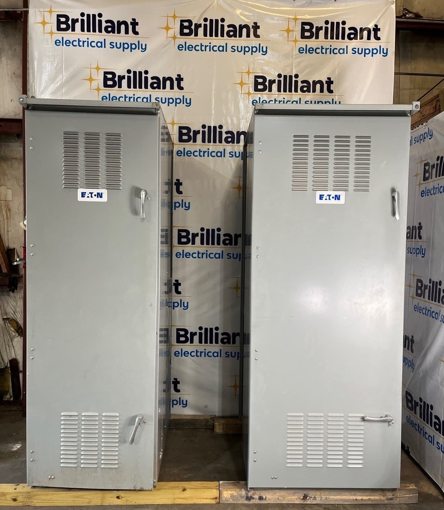 Eaton PRLC Switchboard 1600A 208/120V 3PH 4W 3R Encl MCB RGH316036E LSIG – image 1