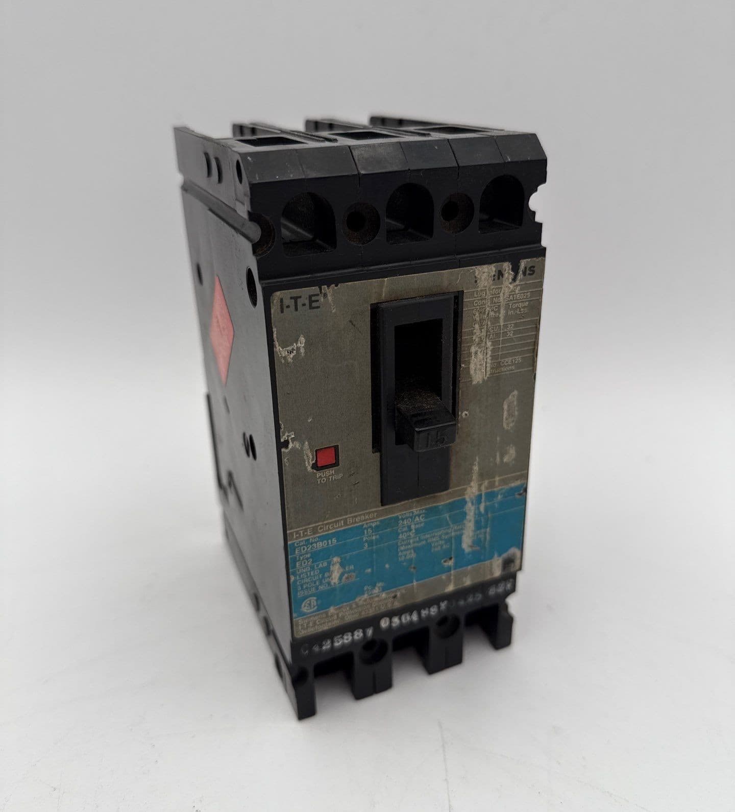 Siemens ITE ED23B015 Circuit Breaker 15A 3P 240V ED2 15 Amp 3 Pole – image 1