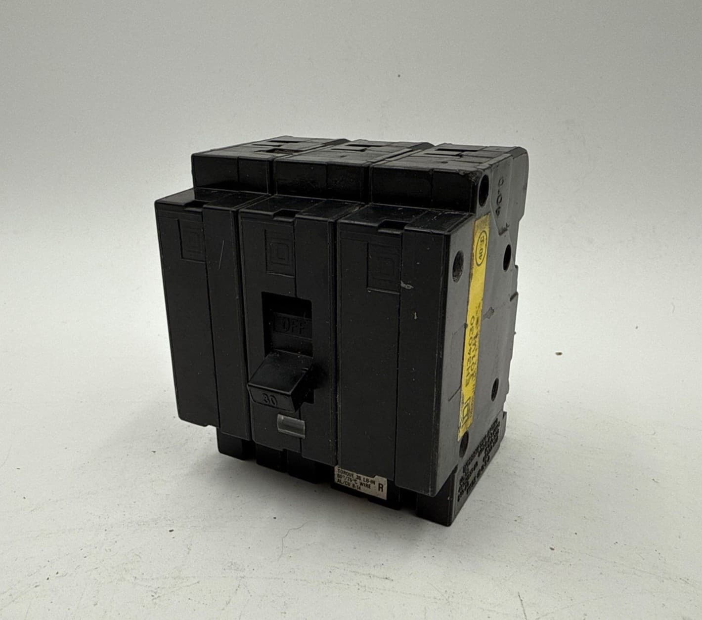 Square D EH34030 Circuit Breaker 30A 3P 480/277V EH Plug On 30 Amp 3 Pole – image 1