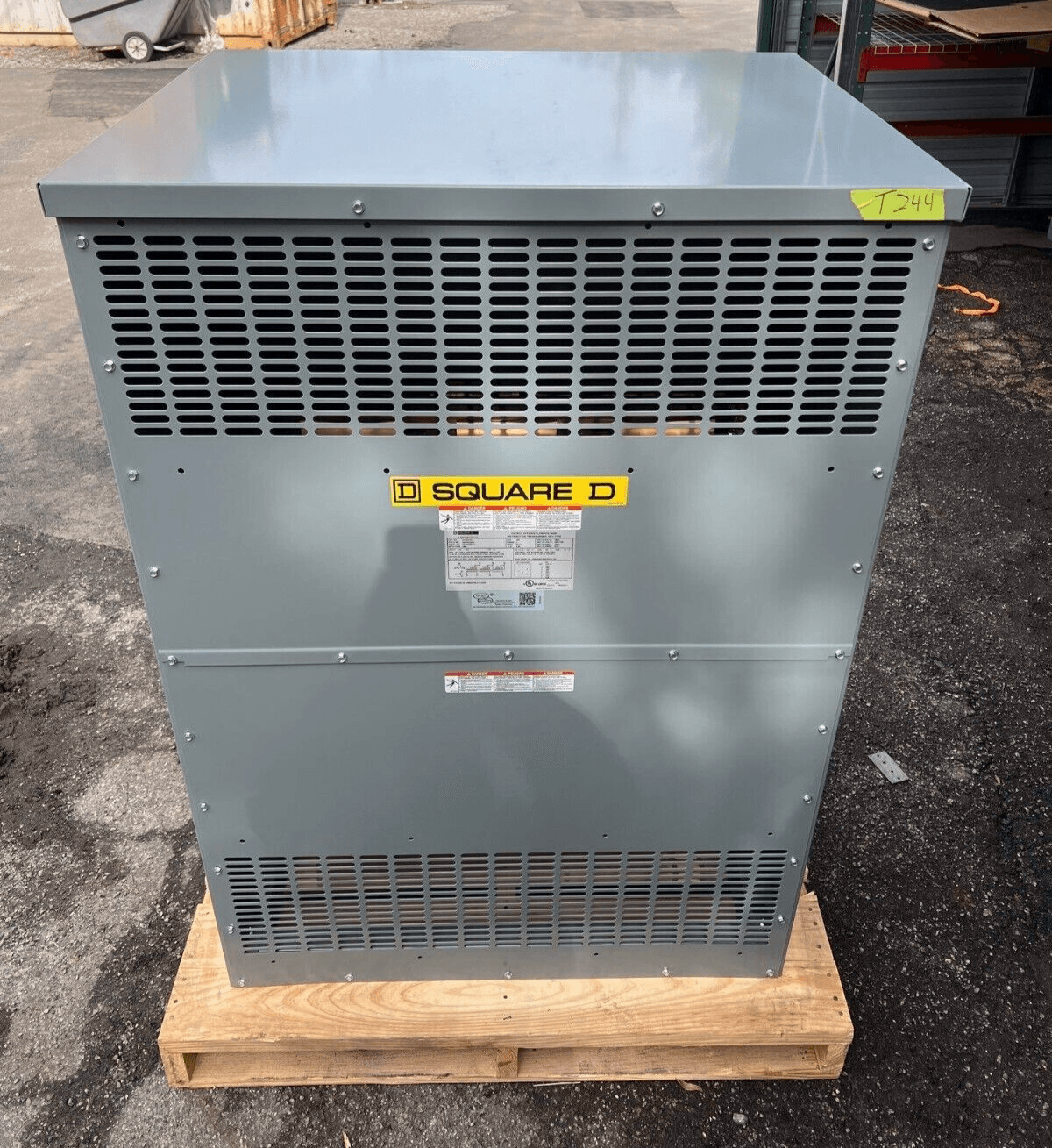 300KVA SQD EX300T3H Transformer Pri 480V Sec 208Y/120V 3PH Indoor 25J Encl New – image 1