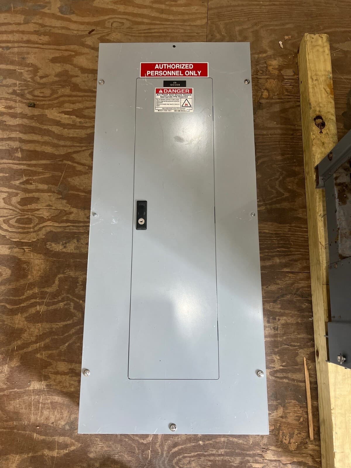 CH PRL1A Panelboard 100A 120/208V 3PH 42Cir Indoor MCB EHD3100 100 Amp Panel – image 1