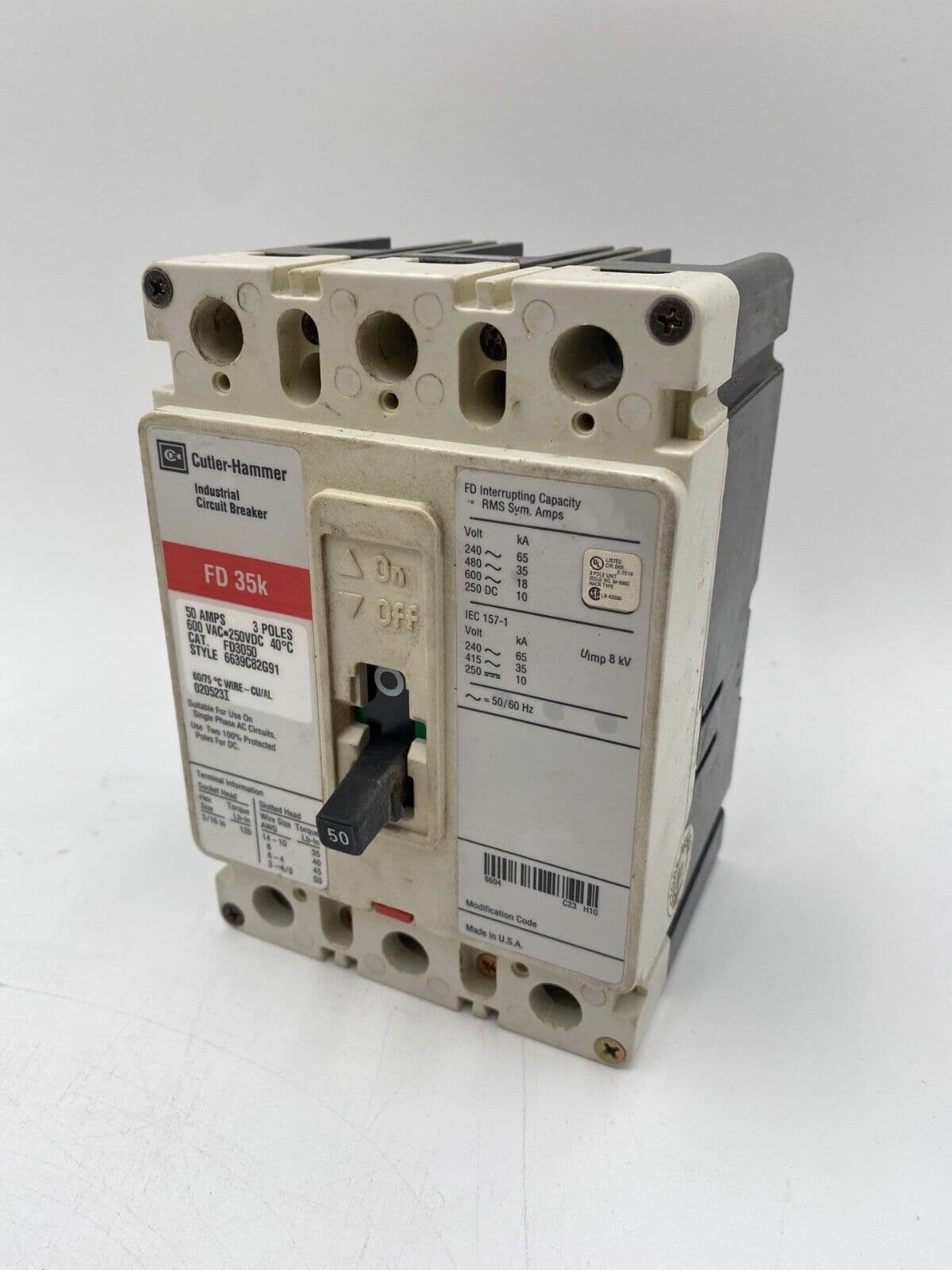 Eaton FD3050 Circuit Breaker 50A 3P 600V 3PH FD Bolt On 50 Amp 3 Pole – image 1