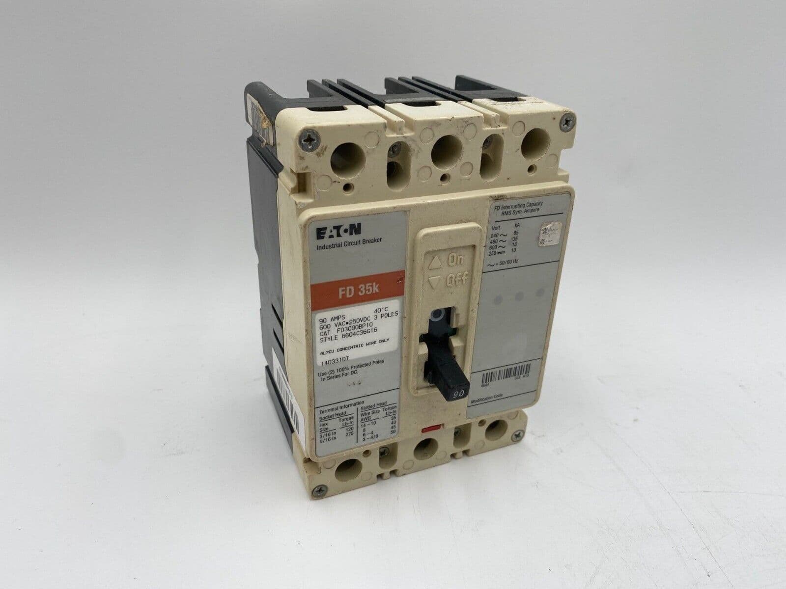 Eaton FD3090BP10 Circuit Breaker 90A 3P 600V 3PH FD Bolt On 90 Amp 3 Pole – image 1