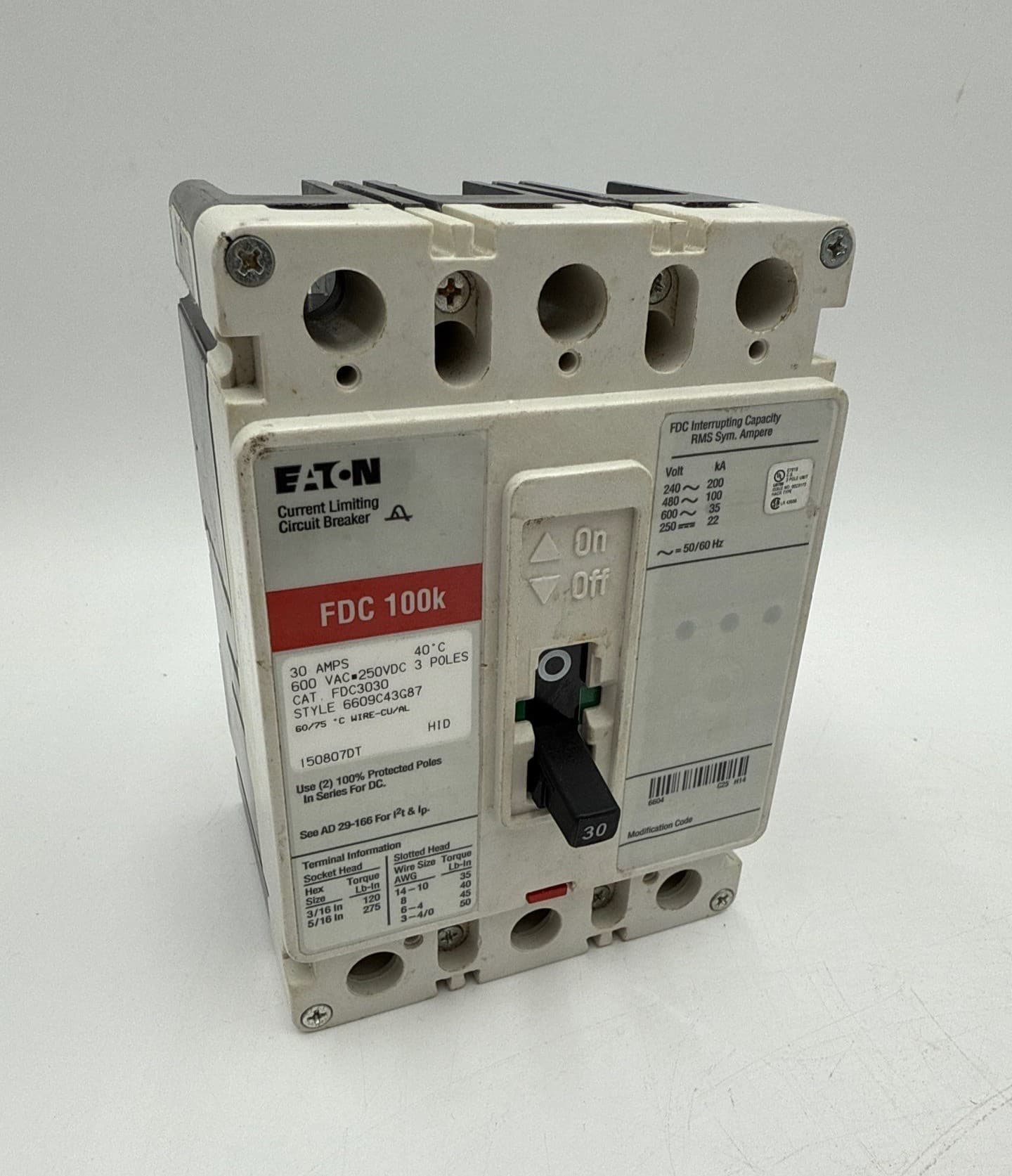 Eaton FDC3030 Circuit Breaker 30A 3P 600V FDC 100k 30 Amp 3 Pole Bolt On – image 1