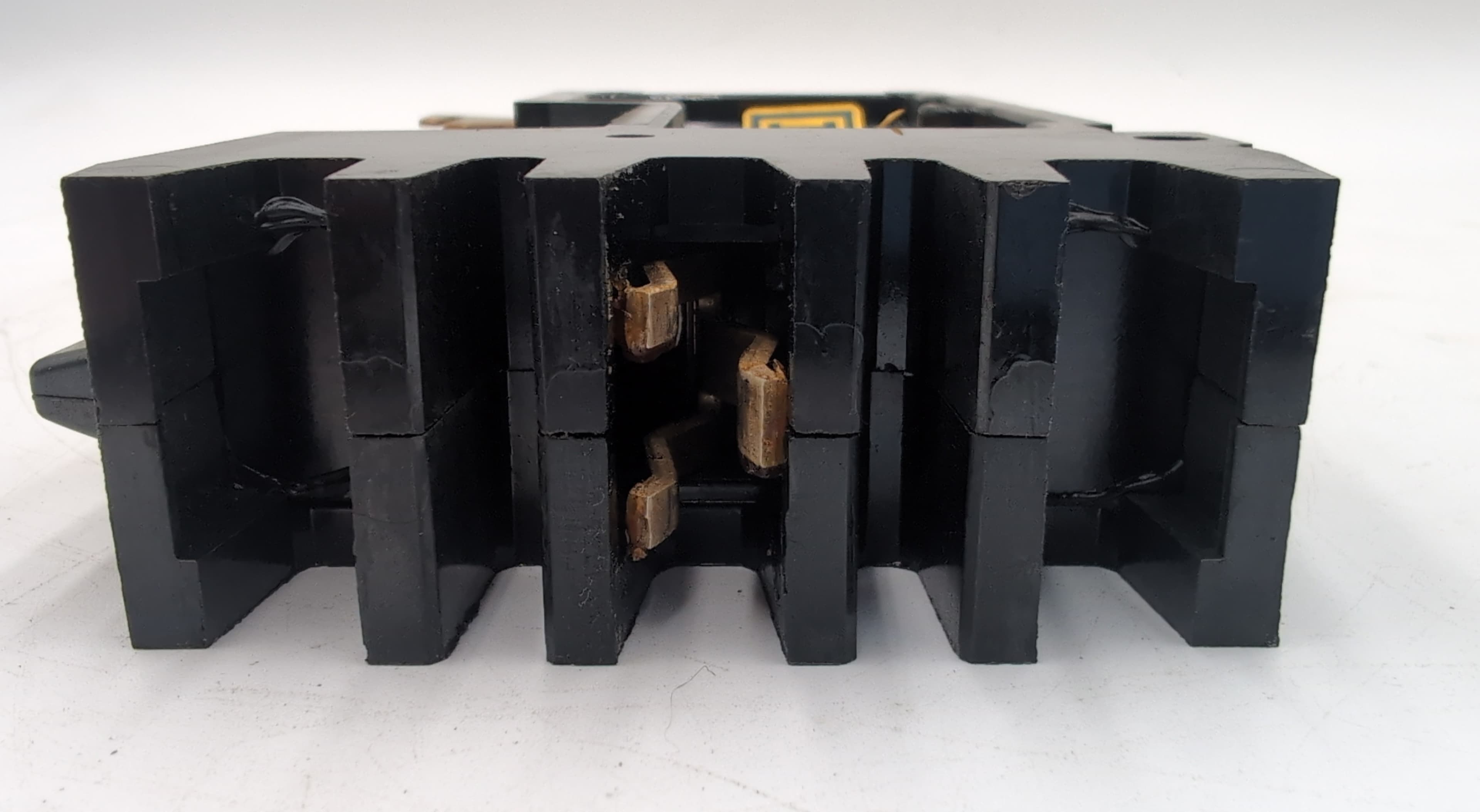 Square D FYB14015B I-Line Circuit Breaker 15A 277V 1 Pole Phase B USED – image 1