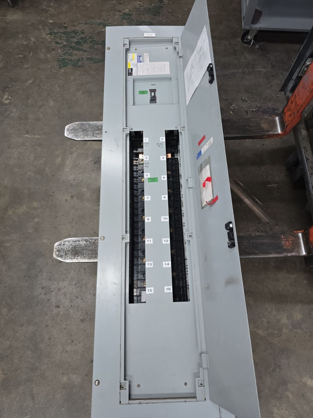 GE ADF3482GTX Panelboard 225A 480V 3PH 3W 48 Cir MCB Panel 225 Amp SFPA36AT0250 – image 1